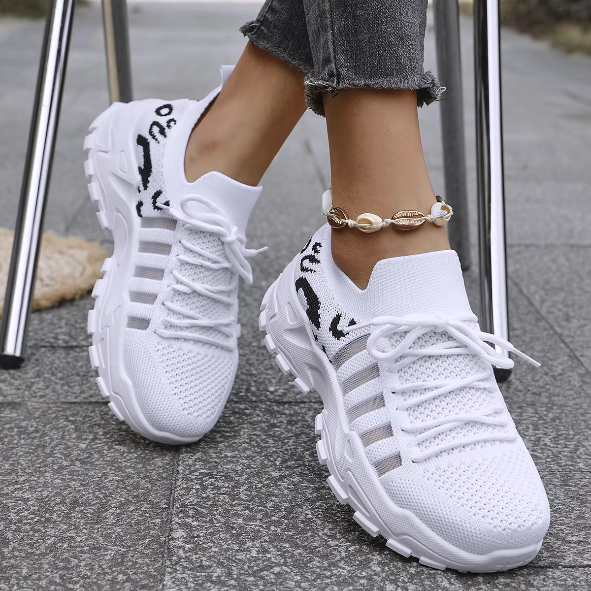 Women's Fashion Breathable Knitted Sports Shoes Spring and Autumn New Casual Lightweight Soft soled Walking Shoes