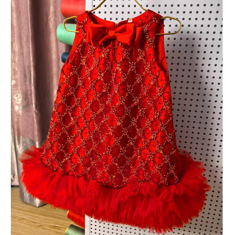 Girls Sequin catwalk gown 2025 new sleeveless fashion trend birthday party host children's gown high-end sense 9 to 10 years old