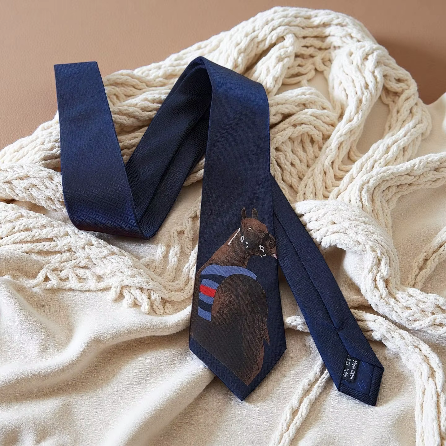 New Spring/Summer Men's Ties Top-quality Twill Handmade Bow Ties Silk Formal Ties Wedding Groom Ties Holiday Gifts