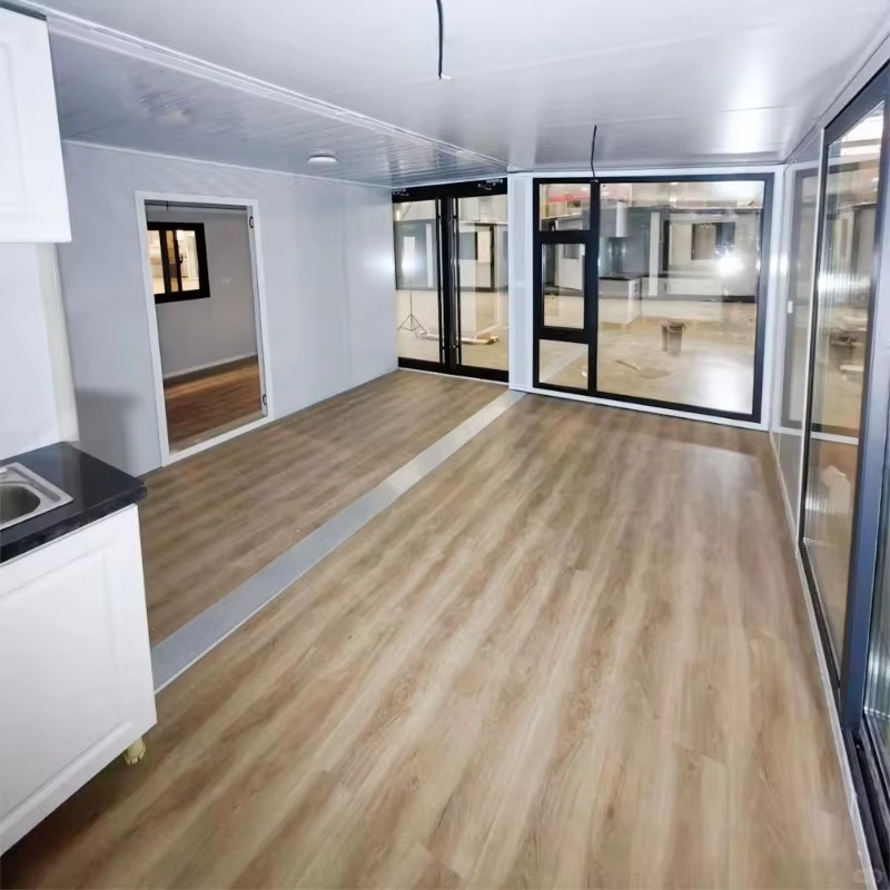 YG Customized 20Ft Garage Shipping Container House Portable Eco Insulation Expandable Container House