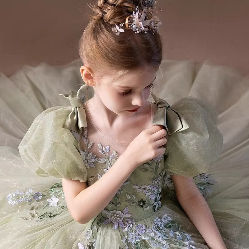 Children's Formal Dress2025Spring New Girls' Dress Piano Performance Green Forest Style Puff Sleeve Cute Children's Dress