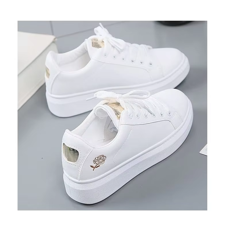 Spring Women Casual Shoes White Breathable Embroidered Flower Lace-Up Women Sneakers Fashion Korean version Women Tennis shoes