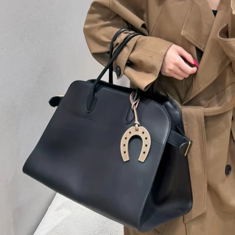Half hand sewn version saddle picosecond water absorption self-healing smooth touch women's handbag shoulder bag