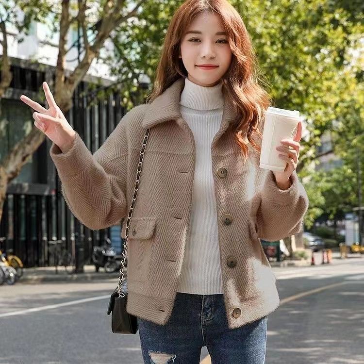 2023 Autumn Winter Women’s Clothing Imitation Mink Fleece Short Jacket Versatile Golden
