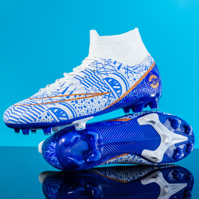 Ready Stock 35-45 FG CR7 world cup soccer shoes Men’s and Women’s high top football boots AAA+ quality